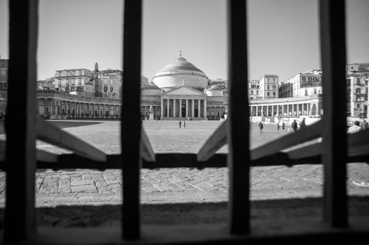 Le Angioine Rooms Naples Exterior photo