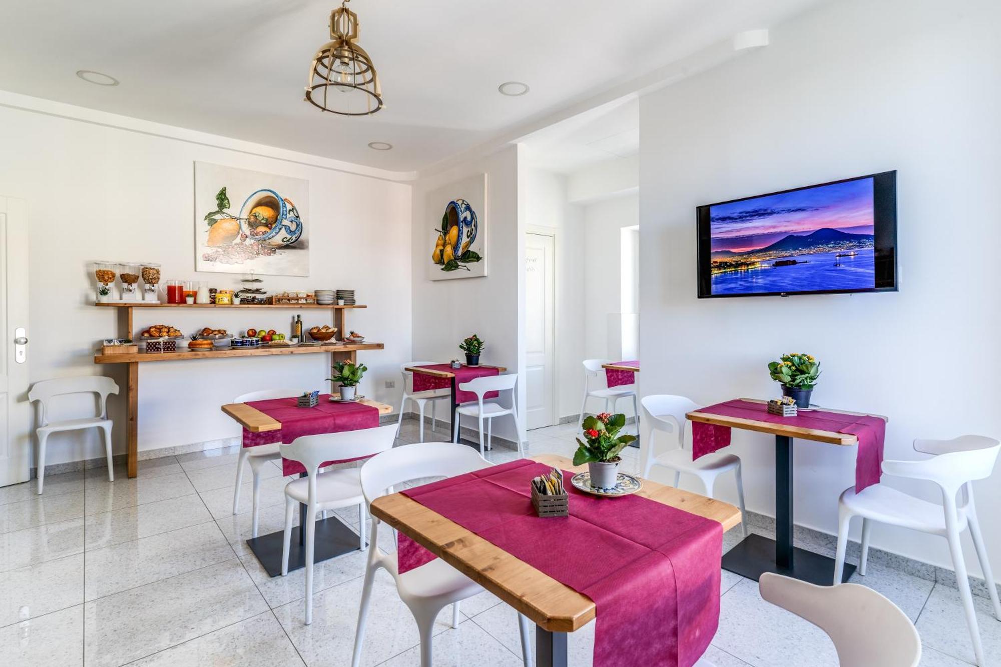 Le Angioine Rooms Naples Exterior photo